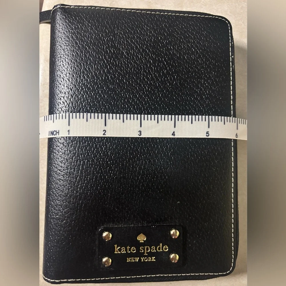 Kate Spade planner-Gold Hardware-Pink lining Black Pebbled Leather Zip Wellesley